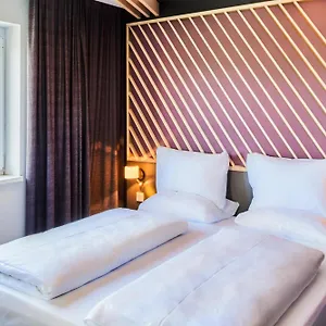 B&B Hotel Heidelberg Otel